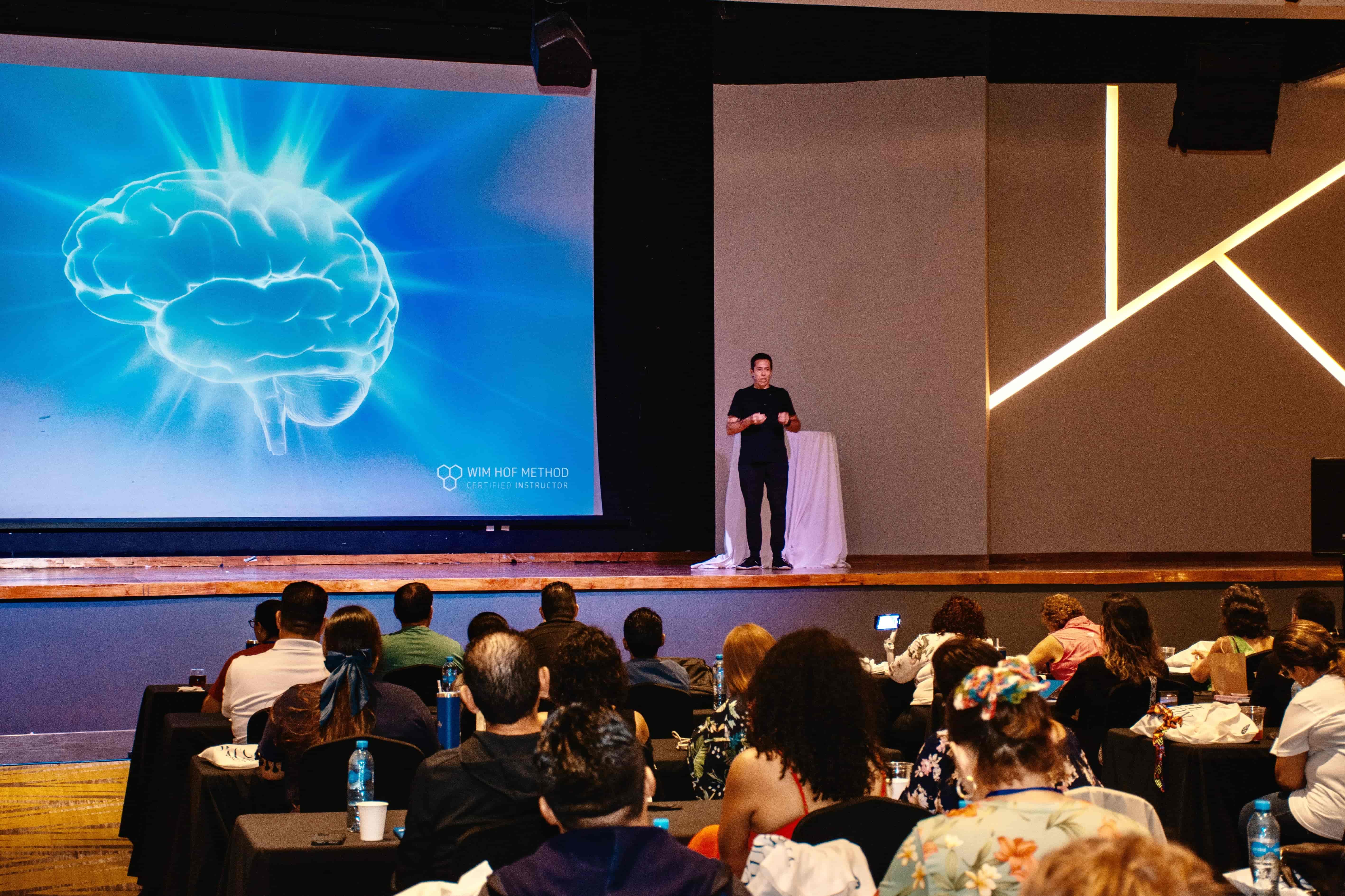 Alejandro - METAMORFOSIS CONSCIENTE